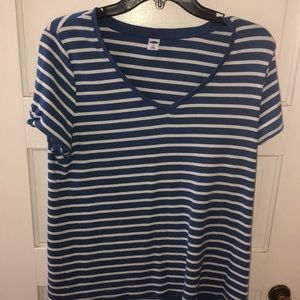 Old navy shirt
